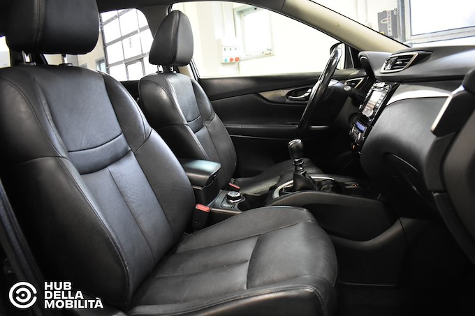 NISSAN X-Trail 1.6 dCi 4WD Tekna